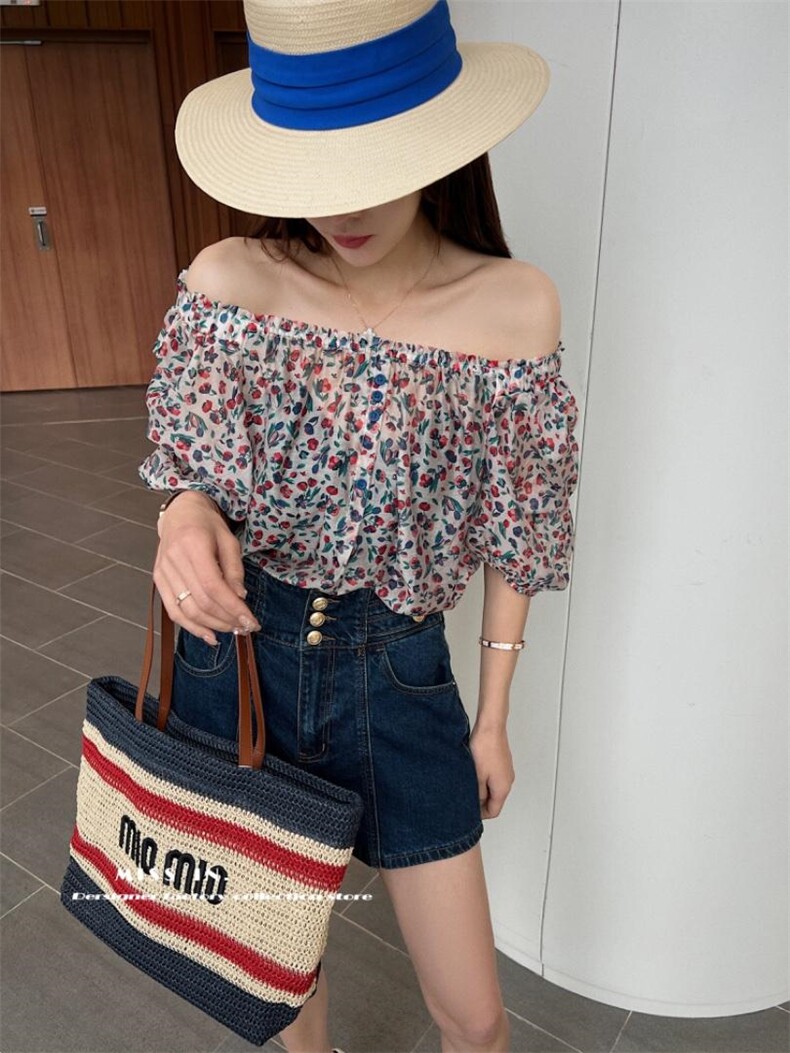 现货可盐可甜的小花上衣，其它，蜜思印·金