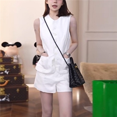 时尚简约休闲套装女夏款单排扣无袖小香风马甲背心阔腿短裤两件套，女装套装/套裙，江南