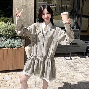学院风条纹衬衫连衣裙女春秋超火好看小众高级独特漂亮绝美a字裙图片