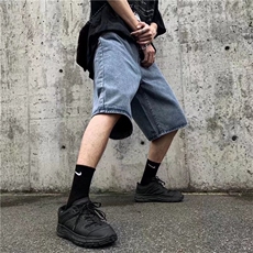 蓝色