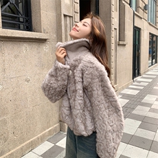 浅灰色秋冬皮毛一体外套女仿水貂绒休闲上衣2C353--715#P190K278，女装短外套，2C353