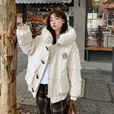 A577-P1282025冬季牛角扣大毛领连帽棉服外套中长款派克服，男装棉衣，星座911