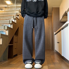 深灰色