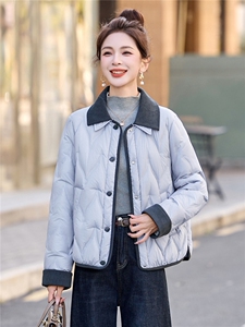 现货！短款羽绒服女灯芯绒翻领时尚巴恩风小个子加厚保暖上衣外套图片