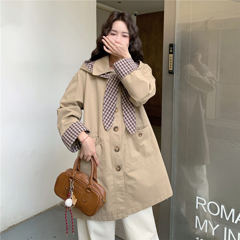 格纹拼接卡其色风衣女中长款秋季今年流行韩系巨好看小个子大衣,女装风衣,2C306