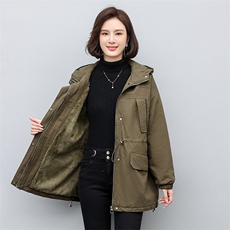 2024年冬季时尚潮流中长款休闲加绒加厚派克服，女装棉衣/棉服，独衣靓