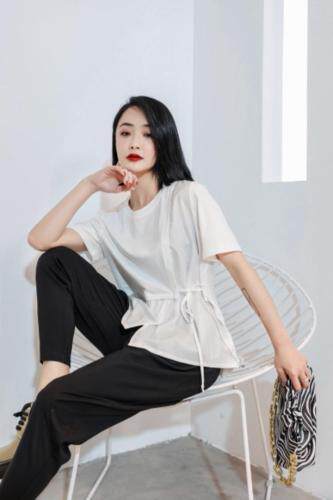 现货2021年新品发布中，女装，赛蝶衣社