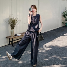 小众设计2025夏季穿搭配一整套减龄薄款牛仔马甲阔腿裤女两件套，女装套装/套裙，2C323