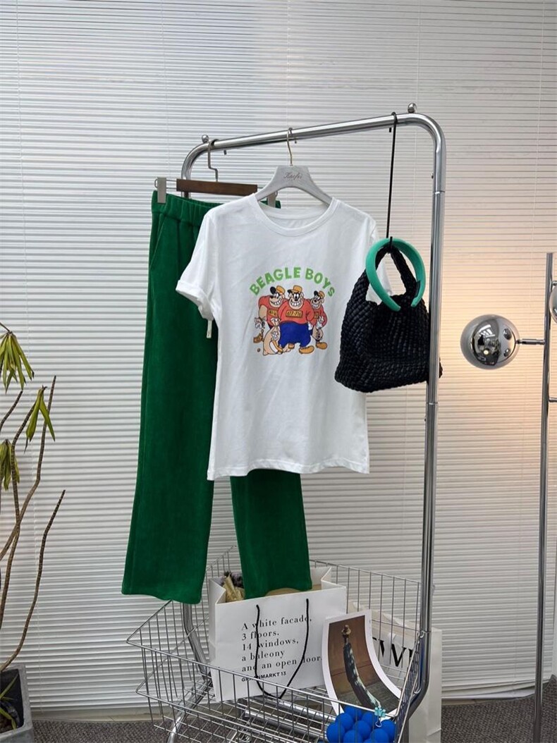 T，其它，良布品衣