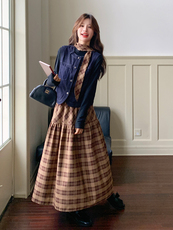 韩系轻熟风御姐牛仔马甲套装女2025春秋超火好看格纹连衣裙两件套，女装运动套装，浙宝285（原212）