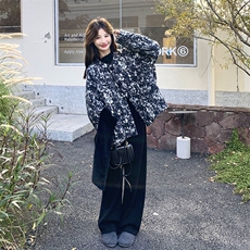 现货：冬季新款新中式印花高级感风圆领羽绒服（90白鸭绒），女装羽绒服，2C135