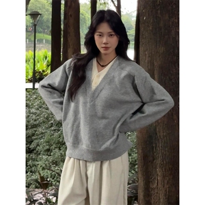 1303B-MY826-P55 重磅老钱风V领毛衣假两件毛衣男女针织衫图片