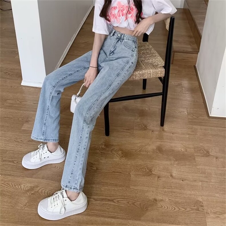 高腰微喇叭牛仔裤女春秋季高街潮大码设计感显瘦直筒裤子,女装牛仔裤,中性港风女装