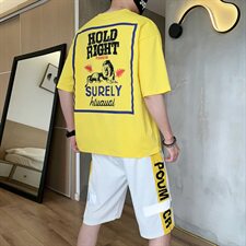 黄色