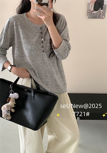 2025简约时尚百搭精仿纽扣上衣图片