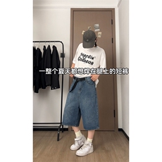 蓝色