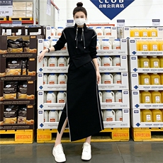 个性简约时尚减龄套装女春季新款连帽短款卫衣开叉半身长裙两件套，女装套装/套裙，江南