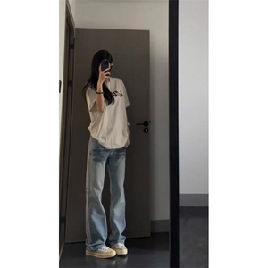 水洗闪电纹浅蓝色牛仔裤男款美式高街cleanfit裤子窄版弯刀微喇裤图片
