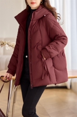 2024冬新品时尚休闲显瘦保暖连帽羽绒服90白鸭绒，女装羽绒服，余墨