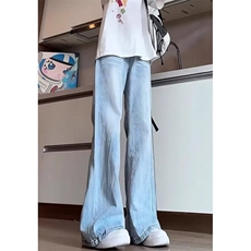 浅蓝色