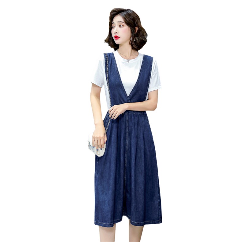 牛仔背带连衣裙女2024夏季新款韩版显瘦网红炸街宽松两件套裙子,女装连衣裙,拾衣