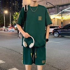 绿色