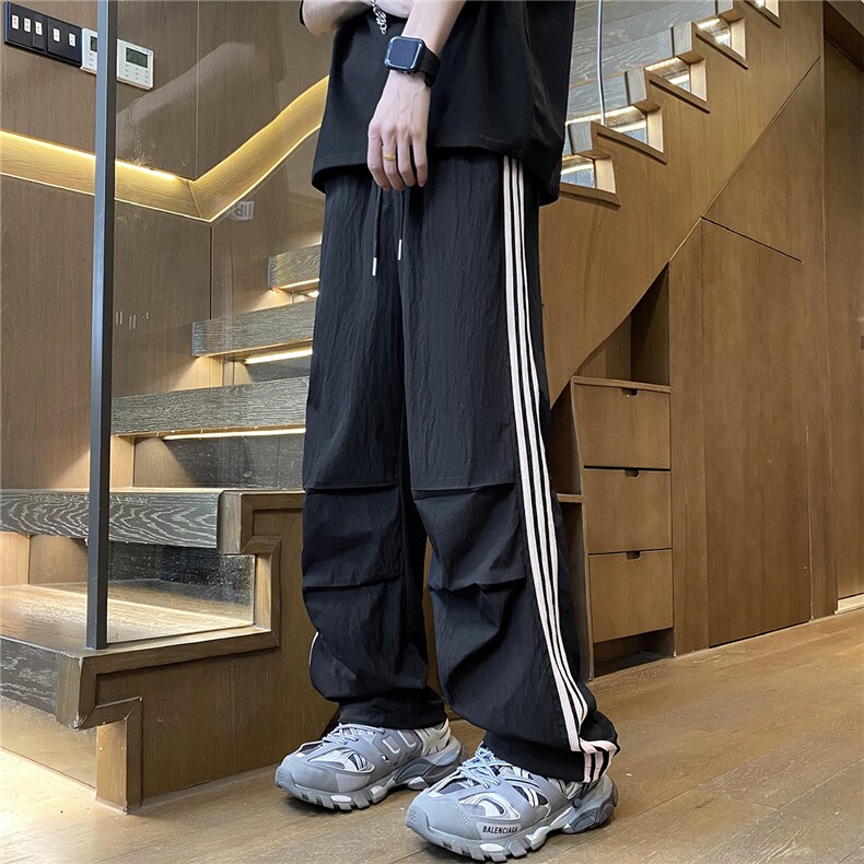 YK122P35品质保障！夏季垂感冰凉褶皱炸街侧边三条杠织带休闲裤,男装休闲裤,电商A249