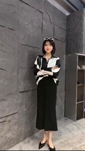 2022秋季新款韩版百搭设计感气质菱格衬衫图片