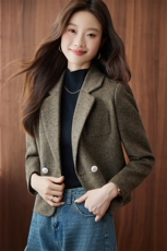 2025秋装新款气质小个子羊毛西装小外套上衣女，女装短外套，时尚风爆