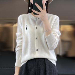 2024秋冬新款羊毛女士圆领纽扣羊毛开衫图片