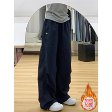 藏青色