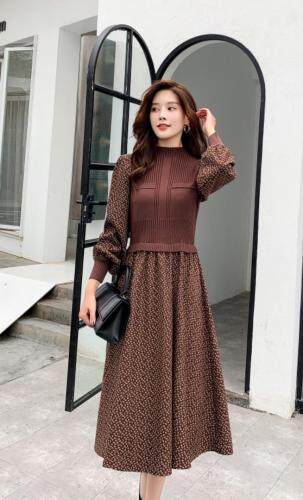 秋冬针织拼接时尚连衣裙，女装连衣裙，秀水百合