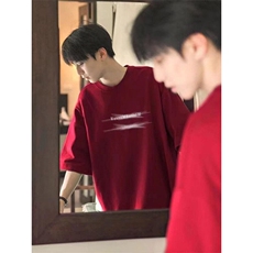 红色