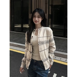 中年女装2025秋装新款羊毛混纺针织开衫外搭妈妈百搭春秋直筒上衣图片