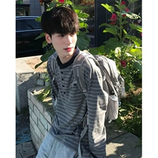 灰色
