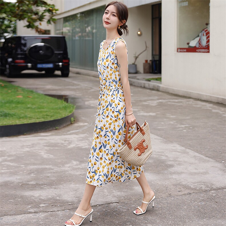 法式碎花连衣裙两件套夏季女装2025新款洋气减龄显瘦背心套装裙子,女装套装/套裙,众宇琦