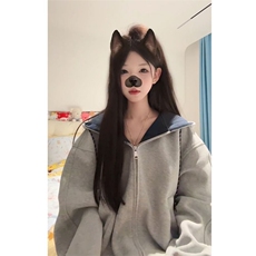 灰色