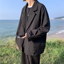黑色