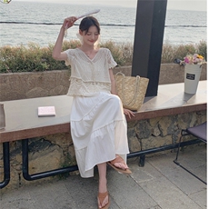 波西米亚度假风钩花镂空v领针织衫短袖女夏吊带裙设计感两件套裙，女装套装/套裙，2C166