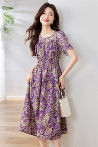 绝美紫色碎花连衣裙女2025夏季新款洋气减龄收腰显瘦小个子印花裙图片