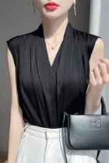 西装内搭小衫女2025夏季无袖上衣仿真丝缎面吊带背心西服打底衬衫，女装T恤，暖习羊绒