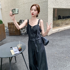 韩系休闲牛仔背带裤女2025夏季淡人高级感宽松显瘦气质阔腿连体裤，女装套装/套裙，2C239