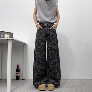 美式原宿高街迷彩休闲裤男潮牌水洗设计弯刀裤垂感显瘦宽松拖地裤图片