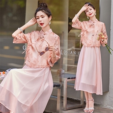 新中式国风连衣裙2024夏新款高端精致天丝改良旗袍碎花吊带套装裙，女装套装/套裙，贝蕾酷儿