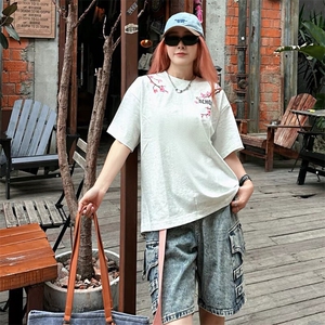 万针全刺绣工艺抖音得物高品质260克重磅纯棉双纱美式高街短袖T恤图片