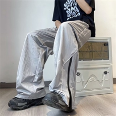 灰色
