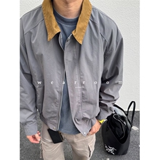 灰色