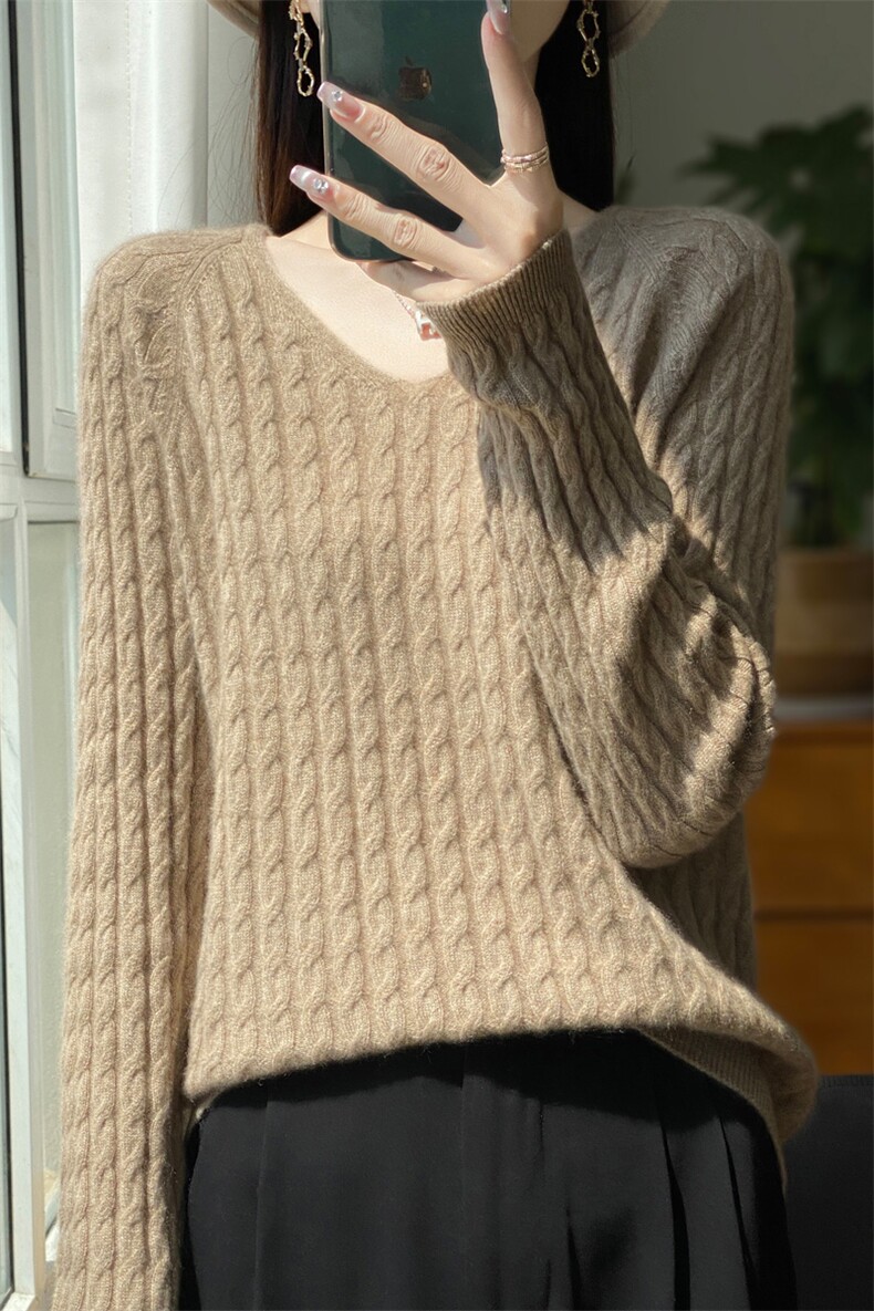 100纯羊毛复古麻花V领针织打底衫女2025新款长袖保暖内搭秋冬毛衣,女装羊毛衫,昭美羊绒