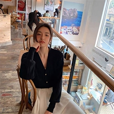 时尚百搭女士羊毛衫V领宽松显瘦开衫外套，女装羊毛衫，泰沅羊绒