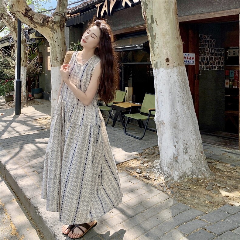 复古碎花绝美法式连衣裙2025新款女初夏小香风超好看高级感背心裙,女装连衣裙,2C166